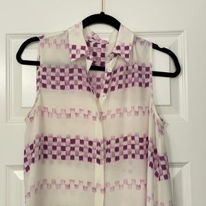 100% Silk Equipment sleeveless blouse, Size XS